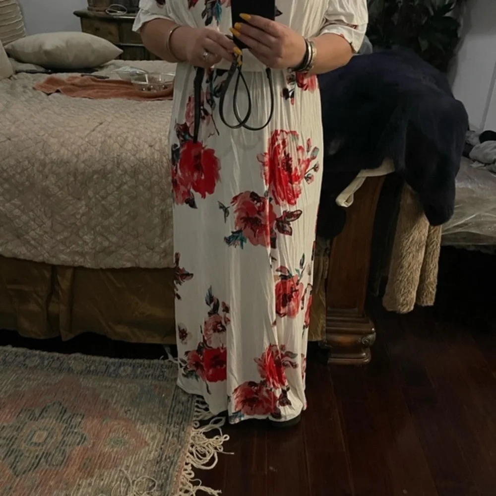 Stunning maxi dress‎